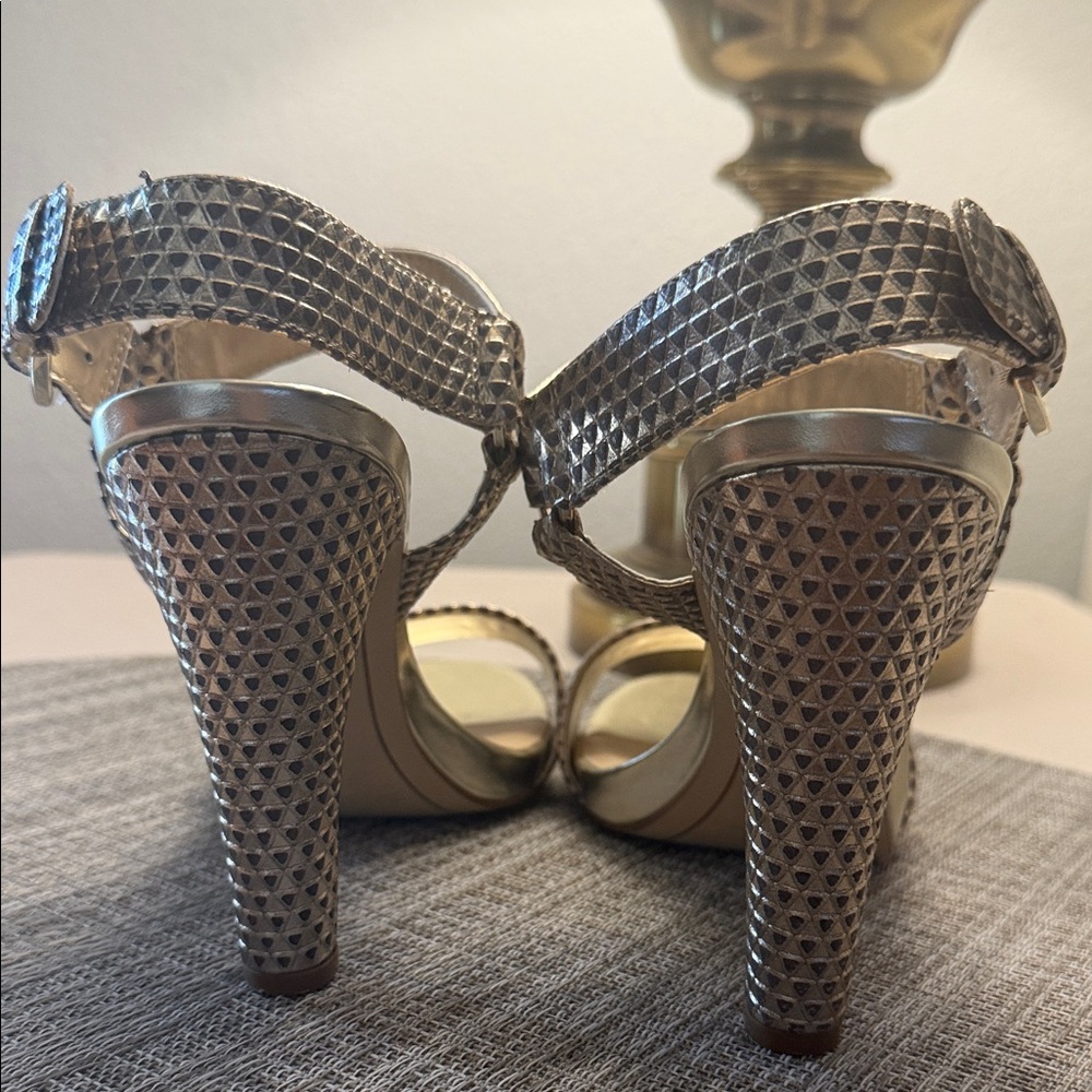 Karl Lagerfeld Gold Women's Heels - Picture 4 of 6
